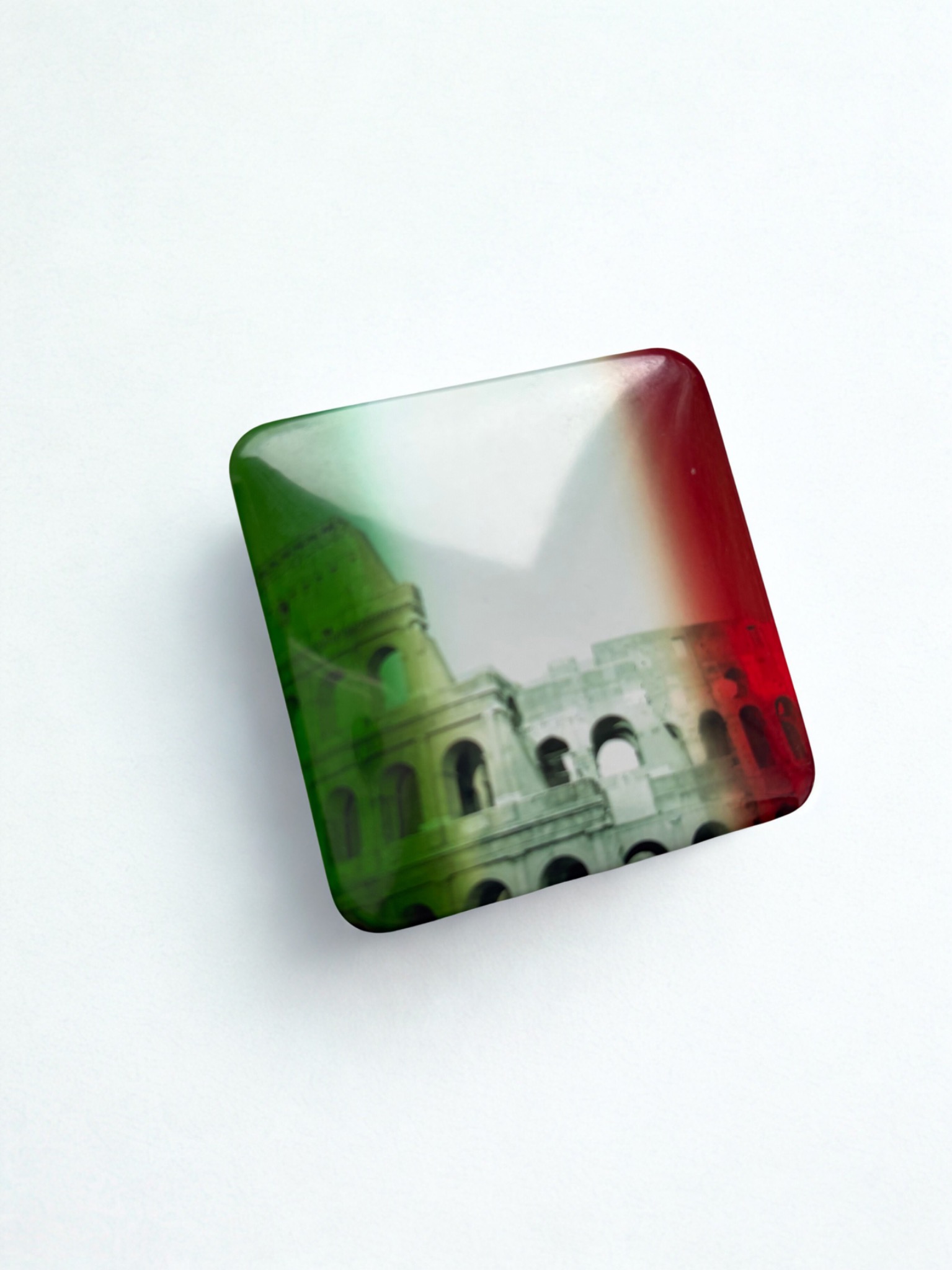 Italy design magnet